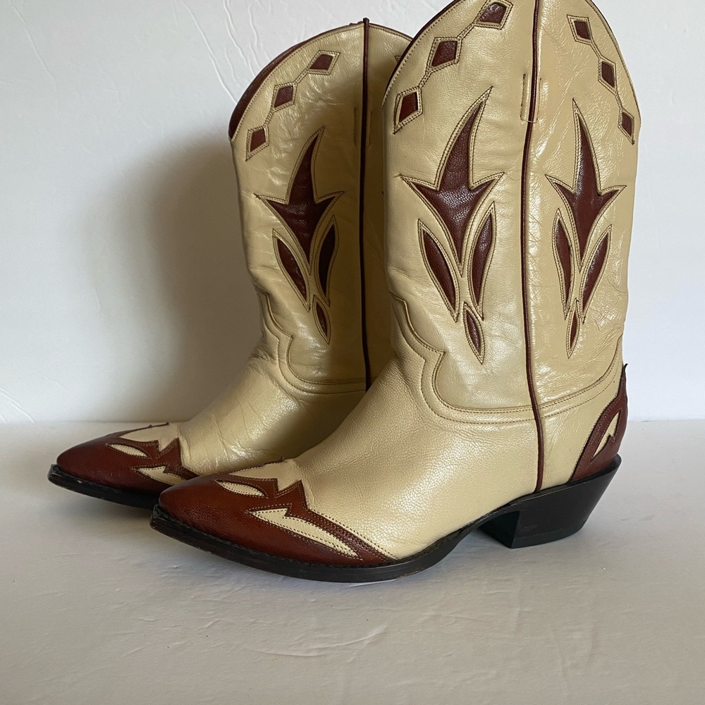 Justin Boots Tan Leather Western Boots